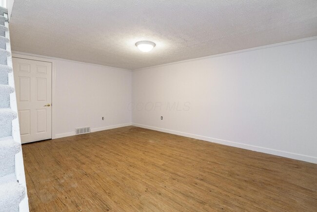 Building Photo - 1217 Weybridge Rd