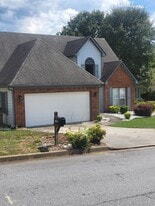 Building Photo - 7700 Lakeshore Ct