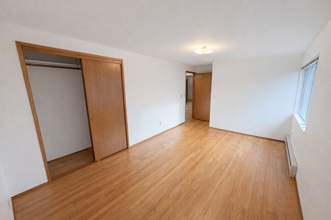 Building Photo - 3bd/3ba Seattle Home