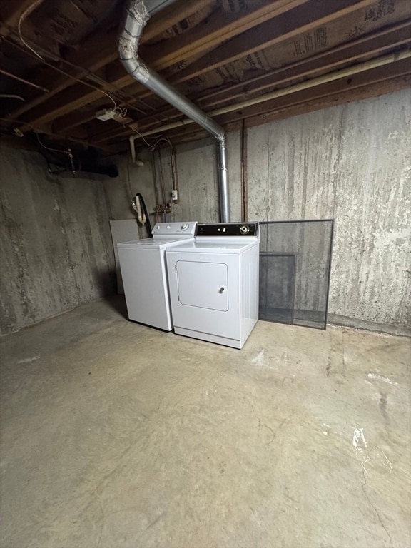 Building Photo - 445 Old Stone Brook