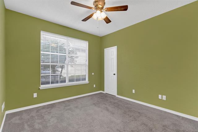 Building Photo - 1404 Sassafras Dr