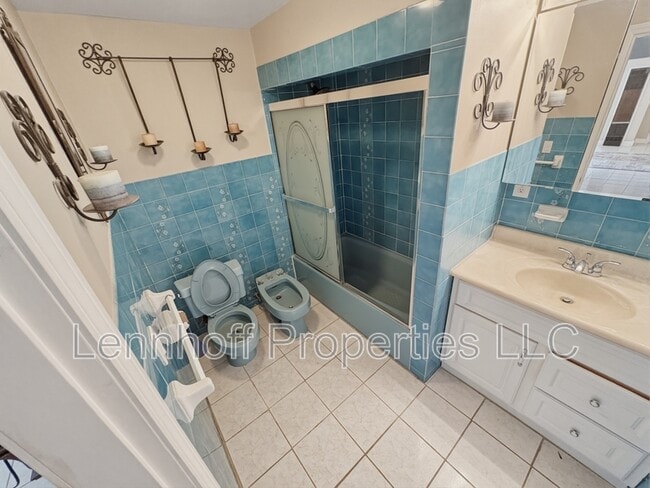 Building Photo - 25 Ware St