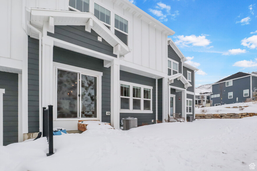 Building Photo - 5176 N Marble Fox Way