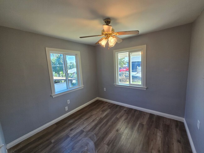 Building Photo - Beautifully Remodeled 3 Bed, 2 Bath Home for Lease!