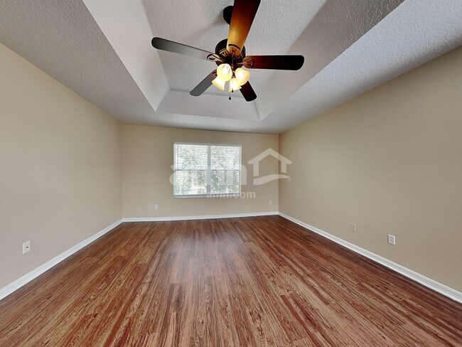 Building Photo - 2065 Home Again Rd