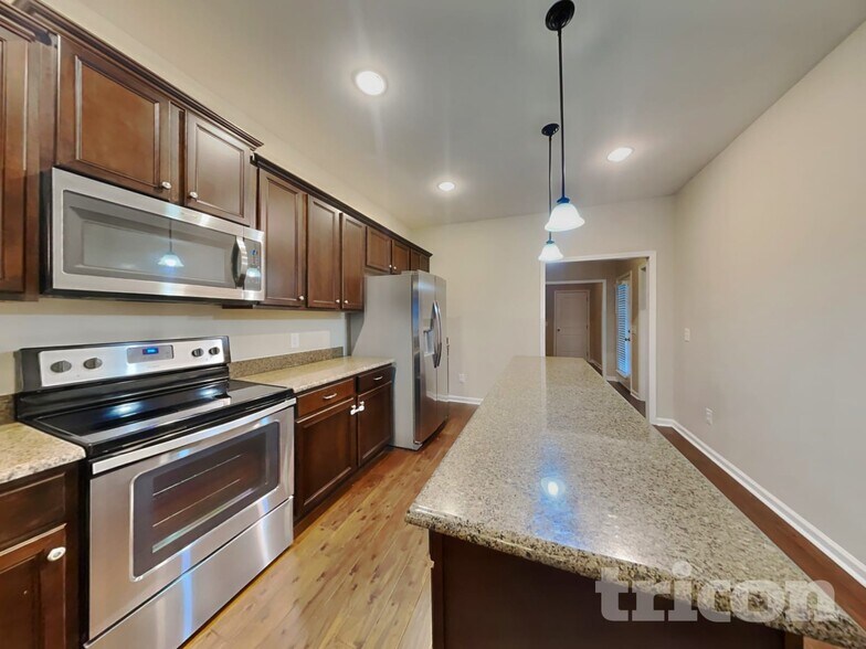 Building Photo - 1080 Paddock Park Cir