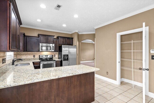 Building Photo - 1170 Dygert Ct