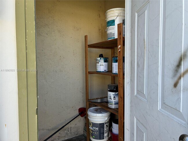 Building Photo - 12213 SW 110th Ln