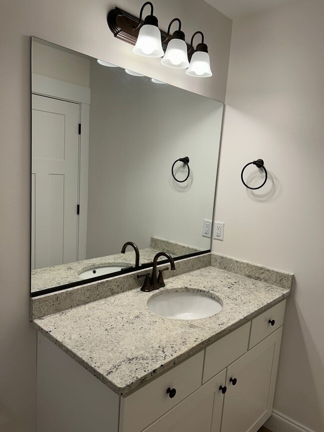 Building Photo - East AVL - 2022 Craftsman Custom Build