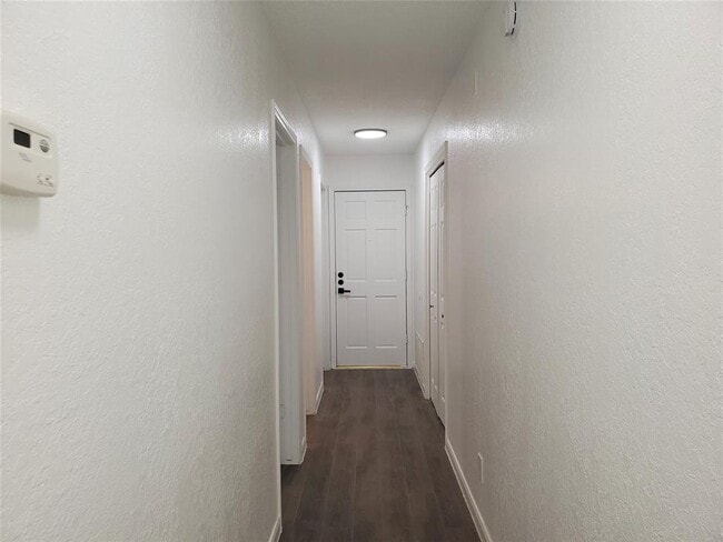 Building Photo - 2508 Howellwood Way