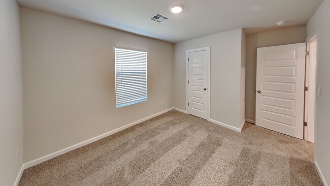 Building Photo - Brand New 4 Bedroom 2 Bath Home in Yukon S...