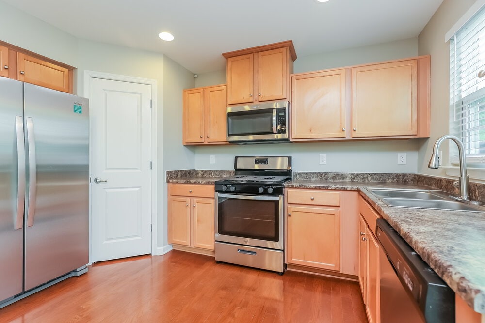 Building Photo - 408 Parmley Ln