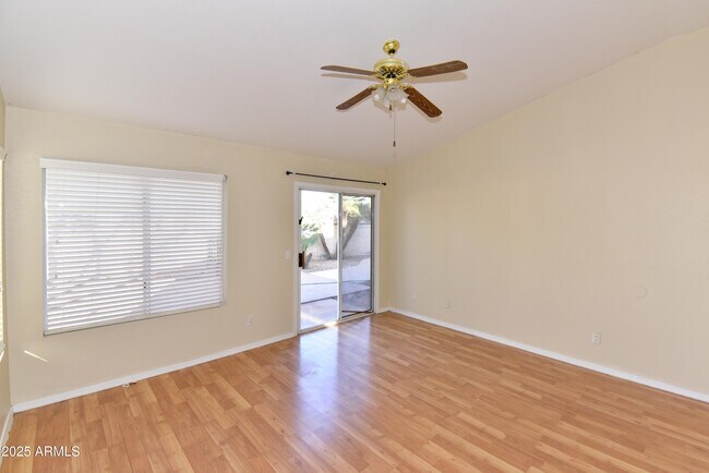 Building Photo - 1360 N Brentwood Pl