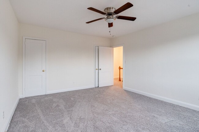 Building Photo - 1809 Glen Ridge Rd