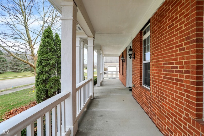 Building Photo - 13720 Akers Dr