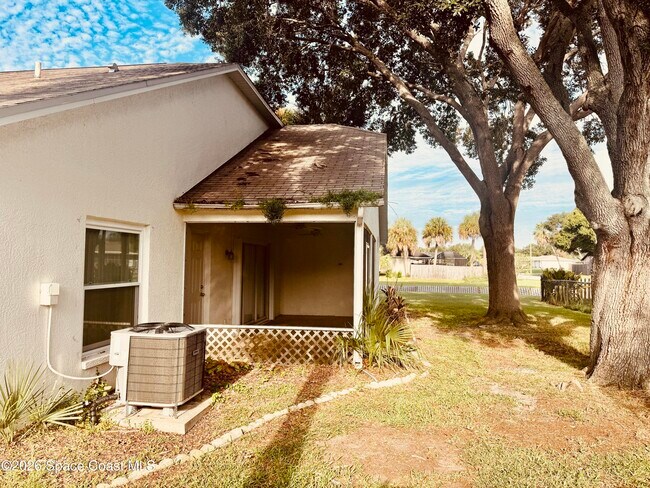 Building Photo - 1686 Rustic Way