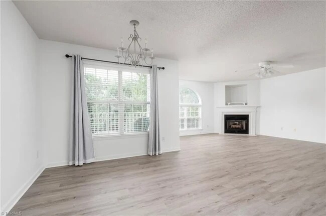 Building Photo - 125 James Rd