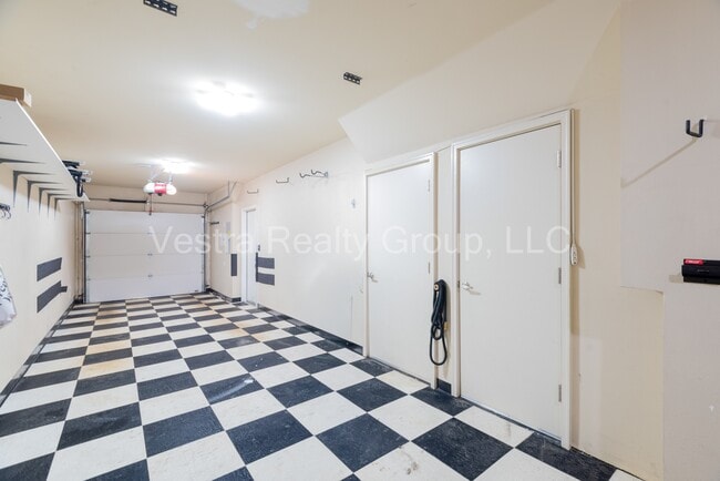 Building Photo - 2680 Blake St