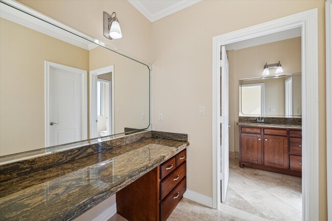 Building Photo - 2515 Washington Ave