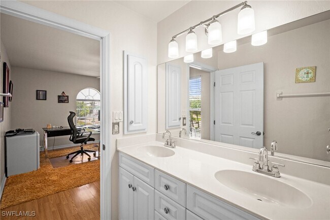 Building Photo - 8003 Buccaneer Dr