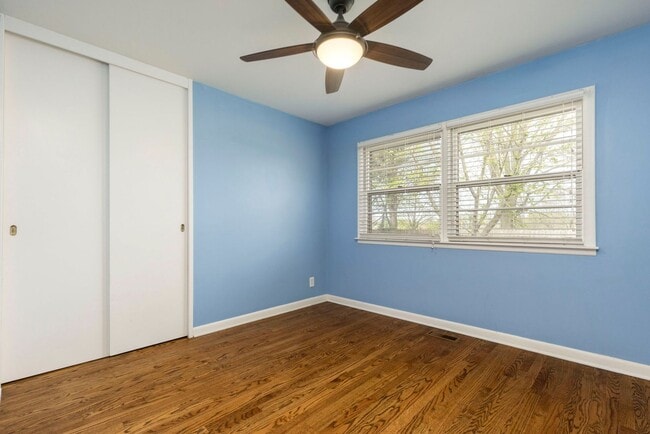 Building Photo - 3025 Vogue Ave