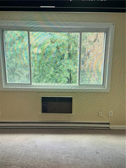 Building Photo - 60 Bethel St