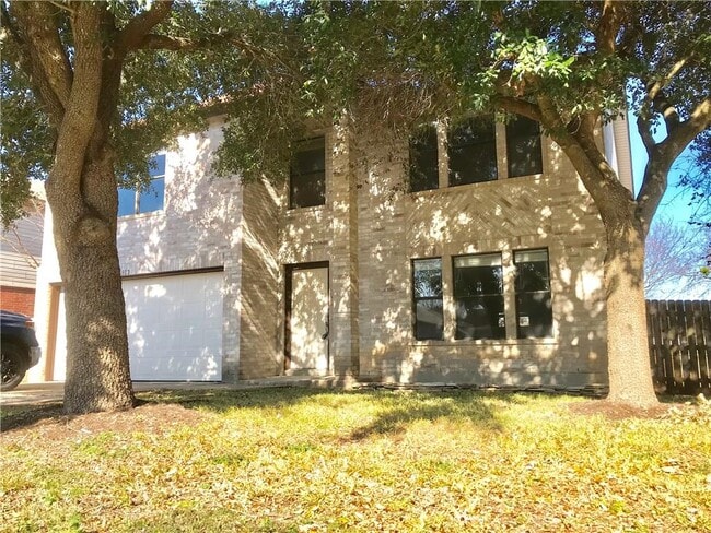 Primary Photo - 912 Justeford Dr