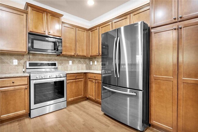 Building Photo - 5015 Hastings Terrace