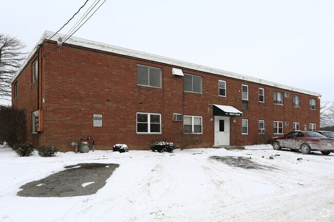 Primary Photo - Oberlin Gardens Apartments