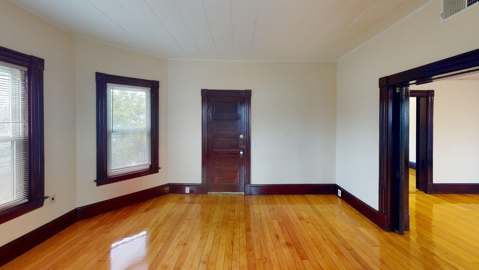 Building Photo - 245 Prospect St