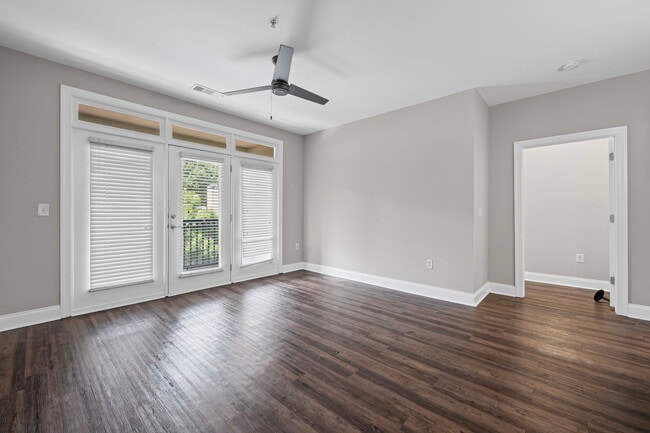 Building Photo - 840 United Ave SE