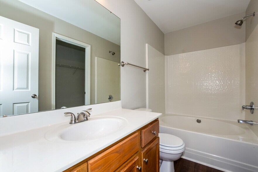 Building Photo - 15148 Leslie Brooke Rd