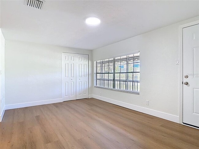 Building Photo - 1415 Frances Dr