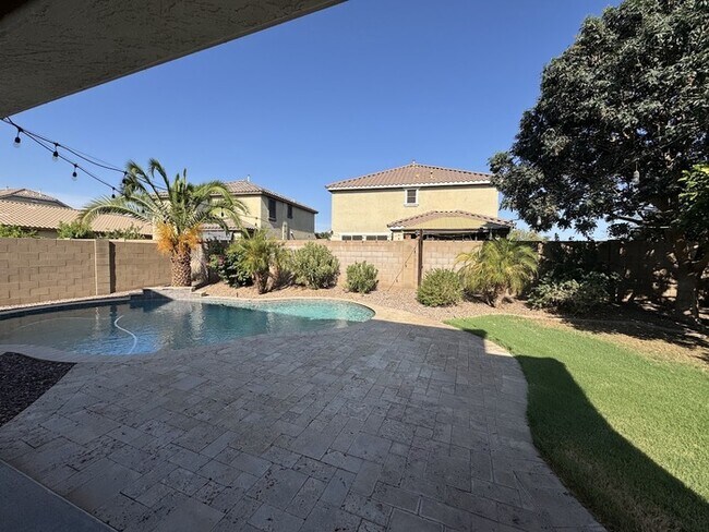 Building Photo - Queen Creek With Pool