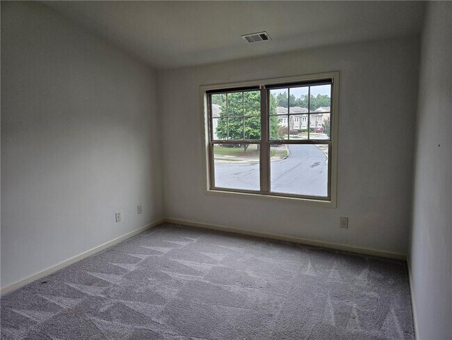Building Photo - 6390 Elmshorn Way