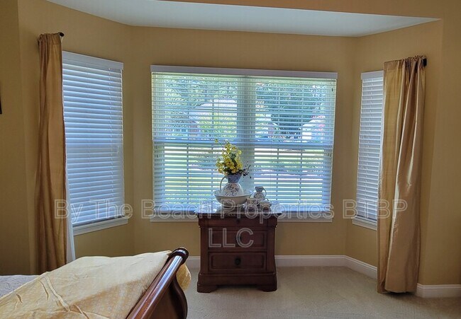 Building Photo - 9596 Indigo Creek Blvd
