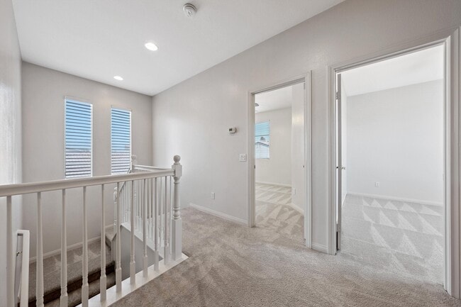 Building Photo - 84126 Canzone Dr