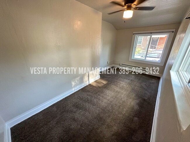 Building Photo - 538 30th St