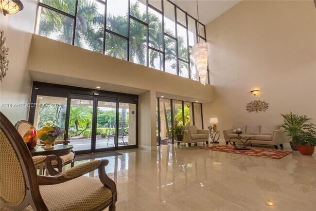 Building Photo - 16251 Golf Club Rd