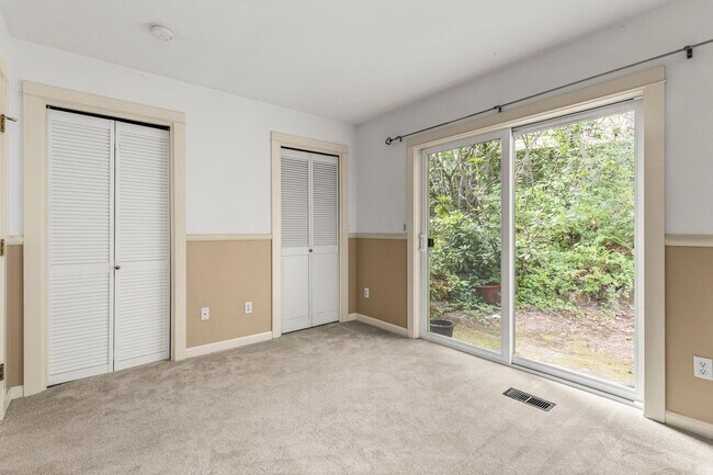 Building Photo - 10267 NW Alder Grove Ln