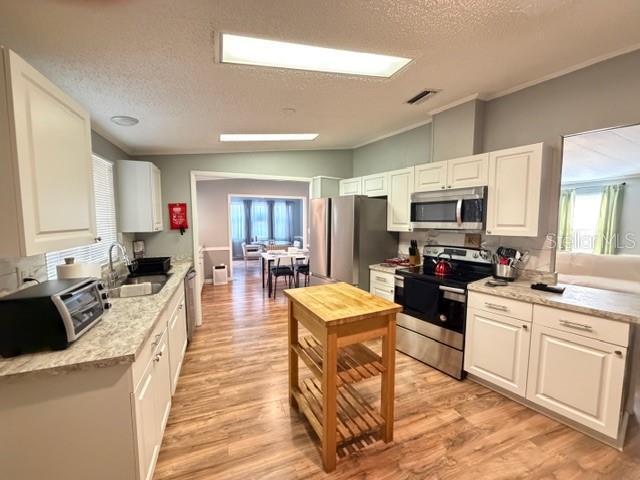 Building Photo - 602 Jason Dr