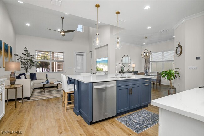 Building Photo - 7285 Saona CT