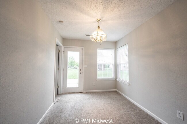 Building Photo - "Charming 3-Bedroom Home with 2 Full Baths in Desirable Noblesville Location!"