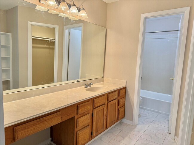 Building Photo - 13511 Harpers Bridge Dr