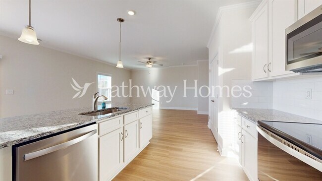 Building Photo - 207 Adams Tree Wy