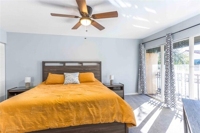 Building Photo - 824 Padua Ln