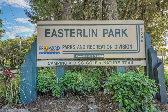 Building Photo - 1736 NW 38th St