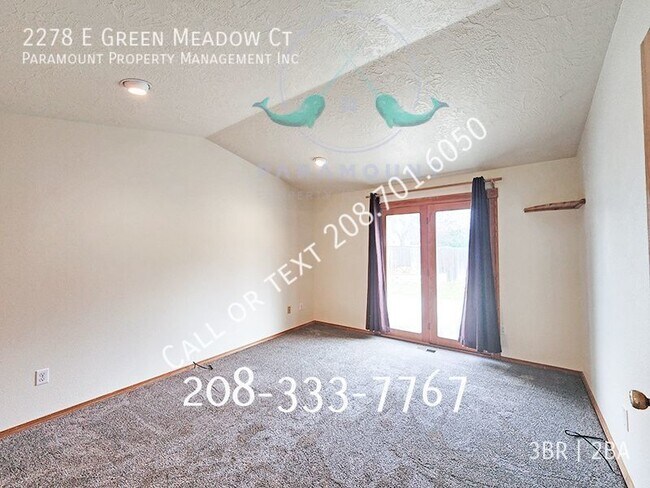 Building Photo - Waiting to welcome you home 3 bedroom Meri...