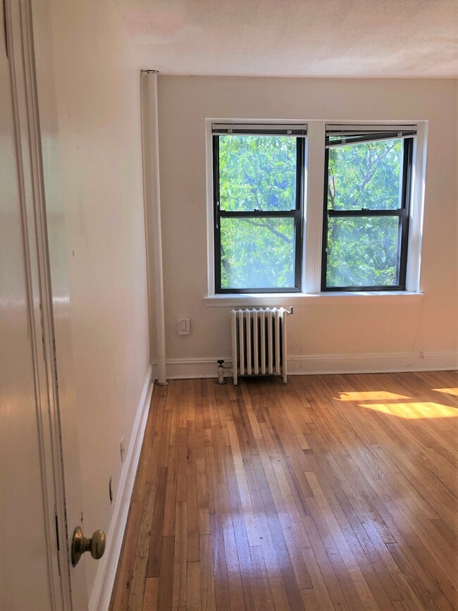 Building Photo - 145 Englewood Ave