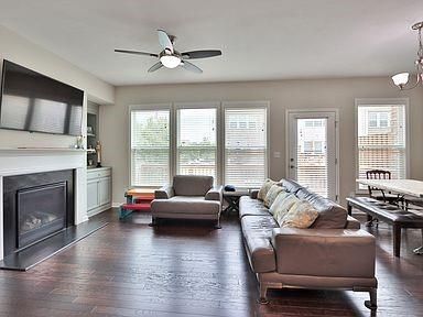 Building Photo - 636 Sunset Park Dr